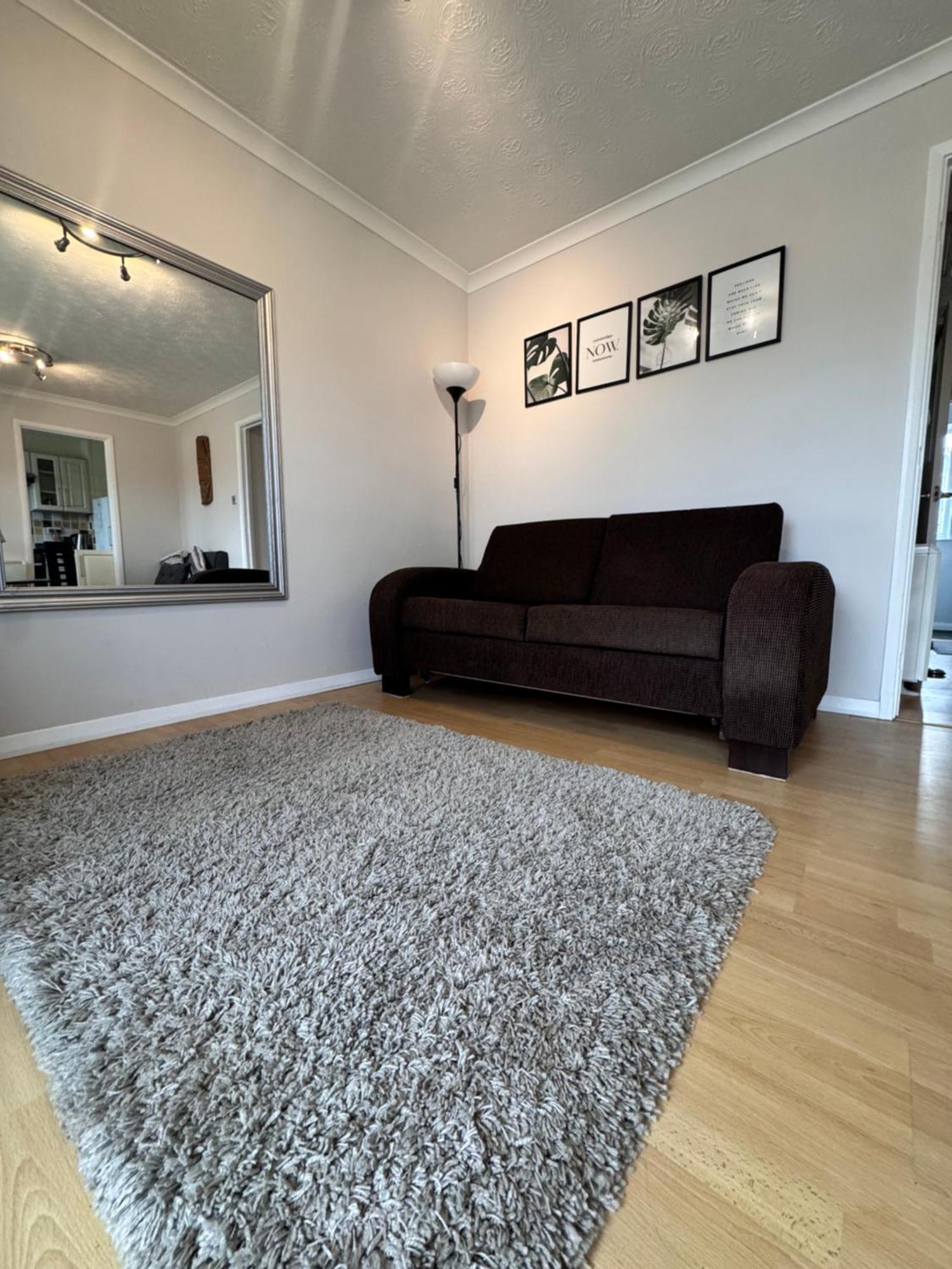 Apartment By The Beach Swansea Esterno foto